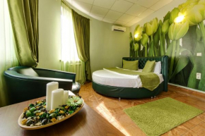 Marton Amigo Hotel
